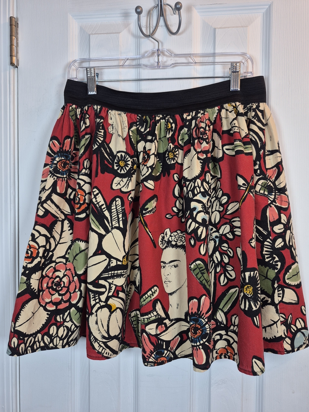 Hemet Frida Kahlo Floral Skirt Red Black Size XL Museum Girl Artsy